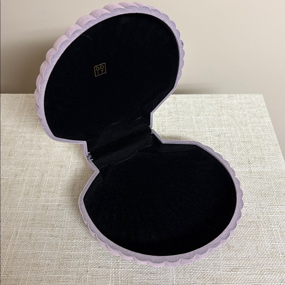 DOIY Velvet Shell Jewelry Box - Purple - Picture 4 of 6